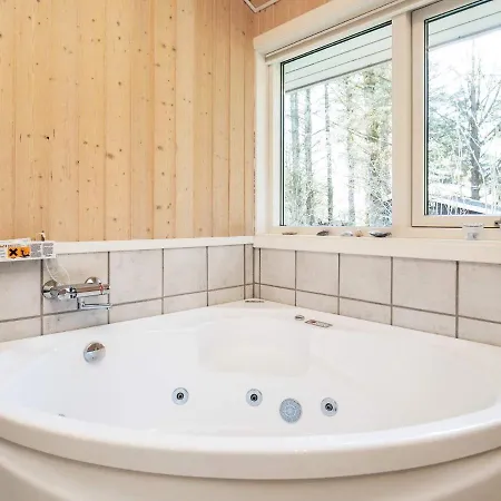 Holiday home 8 Person In L Kken Lonstrup